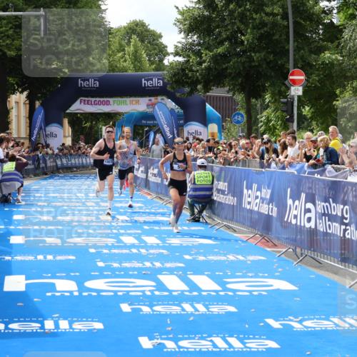 29.06.2025 - hella hamburg halbmarathon Zöllner http://msf.ph/oto/8168767 29.06.2025 10:20:18 Ziel 54, 12678, 14302, 16245 meine-sportfotos.de