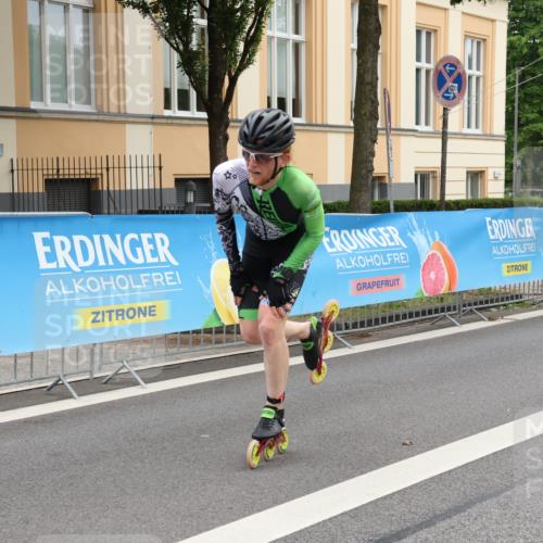 29.06.2025 - hella hamburg halbmarathon Strokosch-Dieckow http://msf.ph/oto/8168784 29.06.2025 09:07:26 Ziel 20477, 20544 meine-sportfotos.de