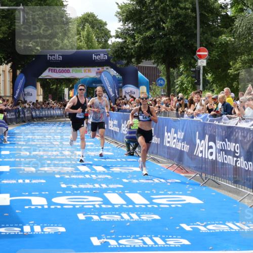 29.06.2025 - hella hamburg halbmarathon Zöllner http://msf.ph/oto/8168799 29.06.2025 10:20:18 Ziel 54, 12678, 14302, 16245 meine-sportfotos.de