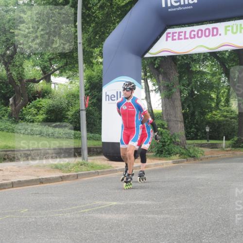 29.06.2025 - hella hamburg halbmarathon KatJ http://msf.ph/oto/8168843 29.06.2025 09:17:16 Zwischen KM18-KM19  meine-sportfotos.de