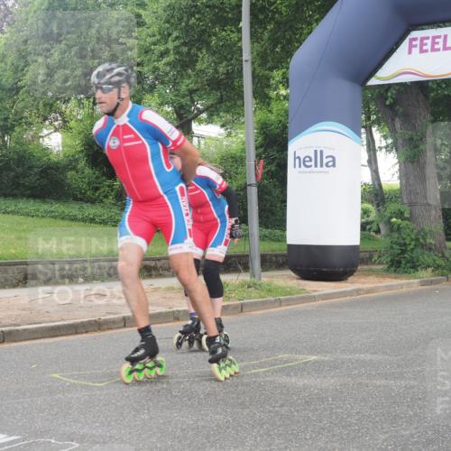 29.06.2025 - hella hamburg halbmarathon KatJ http://msf.ph/oto/8168919 29.06.2025 09:17:16 Zwischen KM18-KM19  meine-sportfotos.de