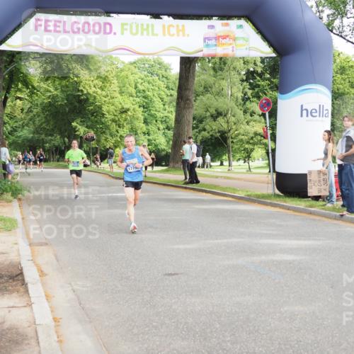 29.06.2025 - hella hamburg halbmarathon MichiJ http://msf.ph/oto/8168988 29.06.2025 10:14:46 Zwischen KM18-KM19 2892, 14506, 16361, 17752 meine-sportfotos.de