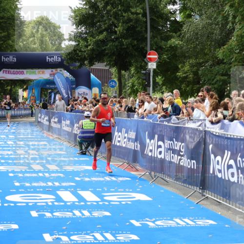 29.06.2025 - hella hamburg halbmarathon Zöllner http://msf.ph/oto/8169006 29.06.2025 10:20:23 Ziel 12373, 16245 meine-sportfotos.de