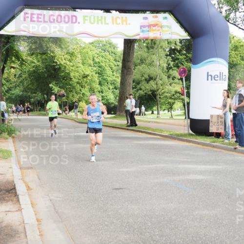 29.06.2025 - hella hamburg halbmarathon MichiJ http://msf.ph/oto/8169016 29.06.2025 10:14:46 Zwischen KM18-KM19 2892, 14506, 16361, 17752 meine-sportfotos.de