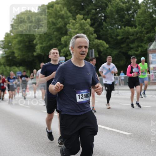 29.06.2025 - hella hamburg halbmarathon Jannik Wohlers http://msf.ph/oto/8169103 29.06.2025 10:21:17 Lombardsbrücke 1072, 1158, 1191, 1250, 1668, 1958, 2172, 2315, 2353, 2529, 3770, 3825, 3826, 4289, 4375, 4376, 4697, 5122, 5412, 5759, 5957, 6086, 6103, 6475, 6805, 7075, 7612, 7672, 8286, 8715, 8896, 9369, 9483, 9499, 9532, 9635, 10019, 10374, 10874, 11424, 11425, 12041, 12402, 12659, 13093, 13604, 13937, 14278, 15404, 15869, 16045, 17903, 17932, 18378, 18439, 18851 meine-sportfotos.de