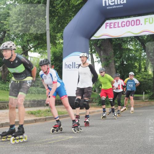 29.06.2025 - hella hamburg halbmarathon KatJ http://msf.ph/oto/8169130 29.06.2025 09:17:20 Zwischen KM18-KM19  meine-sportfotos.de