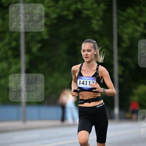 29.06.2025 - hella hamburg halbmarathon Dr. Thomas Lammeyer http://msf.ph/oto/8169176 29.06.2025 09:45:30 Kennedybrücke 2604, 10468, 10485 meine-sportfotos.de