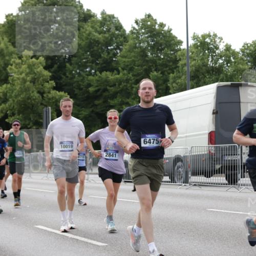 29.06.2025 - hella hamburg halbmarathon Jannik Wohlers http://msf.ph/oto/8169179 29.06.2025 10:21:20 Lombardsbrücke 1072, 1158, 1191, 1250, 1668, 1958, 2172, 2315, 2353, 2529, 3770, 3995, 4289, 4375, 4376, 4697, 5122, 5412, 5759, 5957, 6086, 6475, 6805, 7075, 7612, 7672, 8286, 8715, 8896, 8959, 9326, 9369, 9483, 9532, 9635, 10019, 10125, 10787, 10874, 11424, 11425, 12041, 12402, 12659, 13604, 13937, 14278, 15104, 15869, 16045, 16762, 16781, 17903, 17932, 18378, 18439, 18851, 19099 meine-sportfotos.de