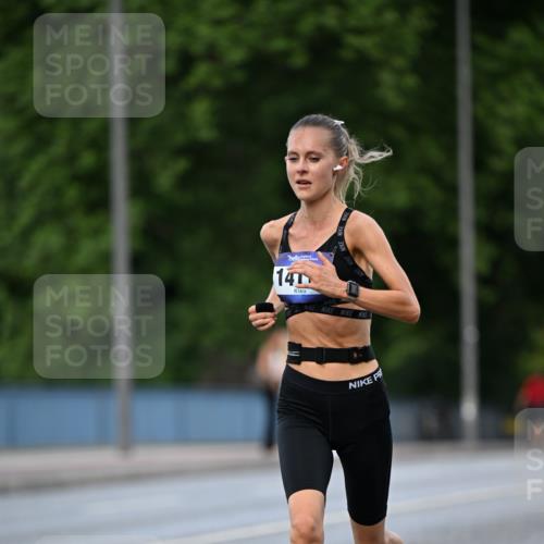 29.06.2025 - hella hamburg halbmarathon Dr. Thomas Lammeyer http://msf.ph/oto/8169185 29.06.2025 09:45:30 Kennedybrücke 2604, 10468, 10485 meine-sportfotos.de