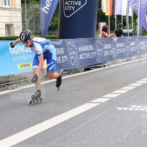 29.06.2025 - hella hamburg halbmarathon Strokosch-Dieckow http://msf.ph/oto/8169187 29.06.2025 09:08:03 Ziel 20261, 20419, 20437, 20442 meine-sportfotos.de