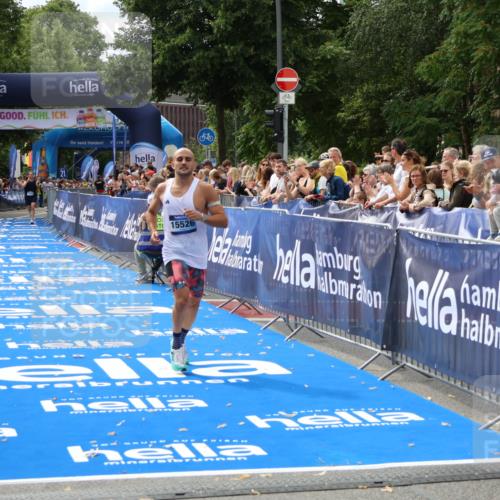 29.06.2025 - hella hamburg halbmarathon Zöllner http://msf.ph/oto/8169242 29.06.2025 10:20:41 Ziel 14360, 15526 meine-sportfotos.de