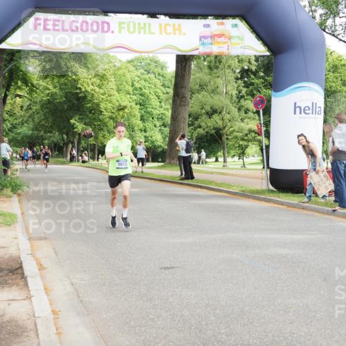 29.06.2025 - hella hamburg halbmarathon MichiJ http://msf.ph/oto/8169262 29.06.2025 10:14:48 Zwischen KM18-KM19 5612, 14506, 17752 meine-sportfotos.de