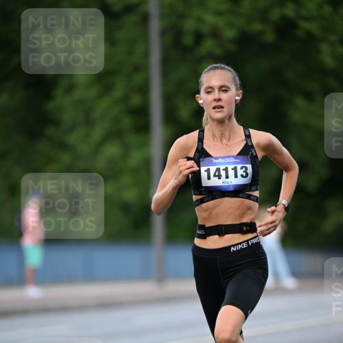 29.06.2025 - hella hamburg halbmarathon Dr. Thomas Lammeyer http://msf.ph/oto/8169291 29.06.2025 09:45:30 Kennedybrücke 2604, 10468, 10485 meine-sportfotos.de