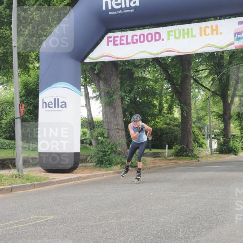 29.06.2025 - hella hamburg halbmarathon KatJ http://msf.ph/oto/8169319 29.06.2025 09:17:25 Zwischen KM18-KM19  meine-sportfotos.de
