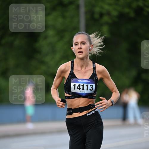 29.06.2025 - hella hamburg halbmarathon Dr. Thomas Lammeyer http://msf.ph/oto/8169326 29.06.2025 09:45:30 Kennedybrücke 2604, 10468, 10485 meine-sportfotos.de
