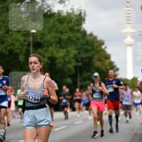 29.06.2025 - hella hamburg halbmarathon Dr. Thomas Lammeyer http://msf.ph/oto/8169336 29.06.2025 10:09:39 Kennedybrücke 1863, 2288, 2298, 3461, 3578, 4014, 4220, 4782, 4868, 5073, 6059, 7138, 8316, 8727, 8999, 9007, 9019, 9075, 9165, 9339, 9361, 9559, 9680, 9736, 9737, 9738, 10694 meine-sportfotos.de