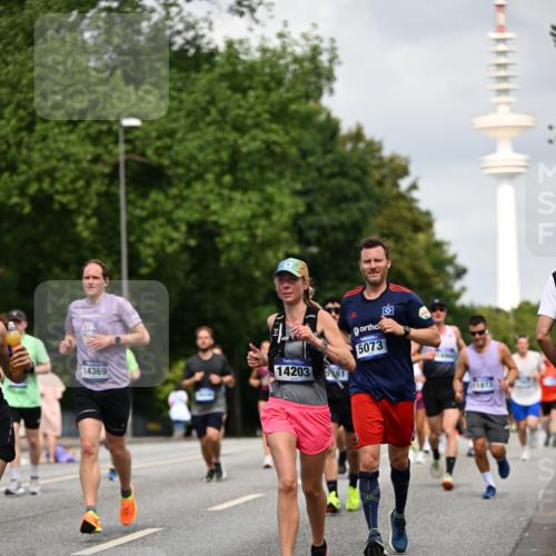 29.06.2025 - hella hamburg halbmarathon Dr. Thomas Lammeyer http://msf.ph/oto/8169722 29.06.2025 10:09:40 Kennedybrücke 1863, 2288, 2298, 3461, 3578, 4014, 4220, 4782, 4868, 5073, 6059, 7138, 8316, 8727, 8999, 9007, 9019, 9075, 9165, 9339, 9361, 9559, 9680, 9736, 9737, 9738, 10694 meine-sportfotos.de