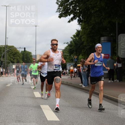 29.06.2025 - hella hamburg halbmarathon Yannick Fuchs http://msf.ph/oto/8169767 29.06.2025 10:23:58 20KM 1827, 2075, 3968, 5328, 6090, 8473, 8975, 10351, 10486, 15655, 16711, 17213, 17374, 17428, 18763, 19142 meine-sportfotos.de