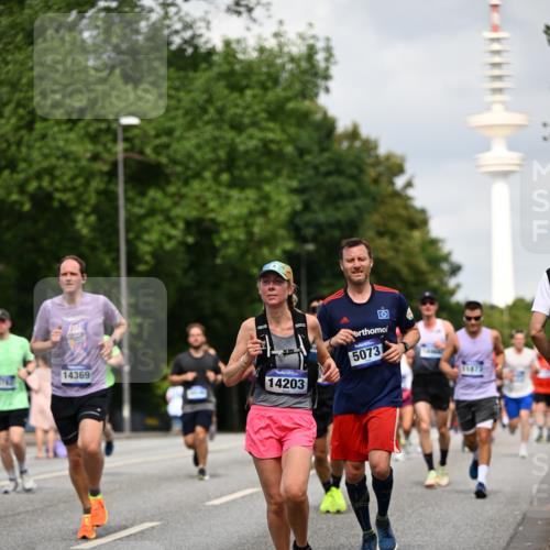 29.06.2025 - hella hamburg halbmarathon Dr. Thomas Lammeyer http://msf.ph/oto/8169797 29.06.2025 10:09:40 Kennedybrücke 1863, 2288, 2298, 3461, 3578, 4014, 4220, 4782, 4868, 5073, 6059, 7138, 8316, 8727, 8999, 9007, 9019, 9075, 9165, 9339, 9361, 9559, 9680, 9736, 9737, 9738, 10694 meine-sportfotos.de
