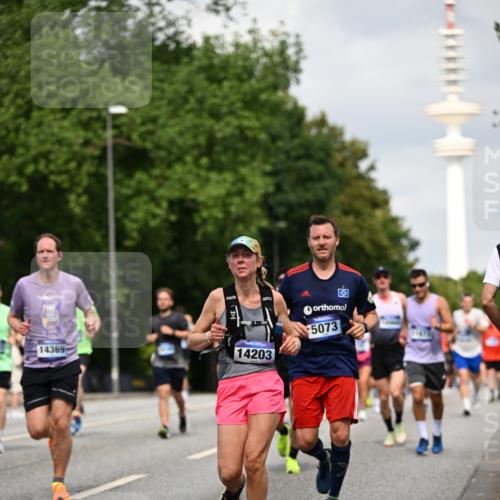 29.06.2025 - hella hamburg halbmarathon Dr. Thomas Lammeyer http://msf.ph/oto/8169917 29.06.2025 10:09:41 Kennedybrücke 1863, 2288, 2298, 3461, 3578, 4014, 4220, 4782, 4868, 5073, 6059, 7138, 8316, 8727, 8999, 9007, 9019, 9075, 9165, 9339, 9361, 9559, 9680, 9736, 9737, 9738, 10694 meine-sportfotos.de