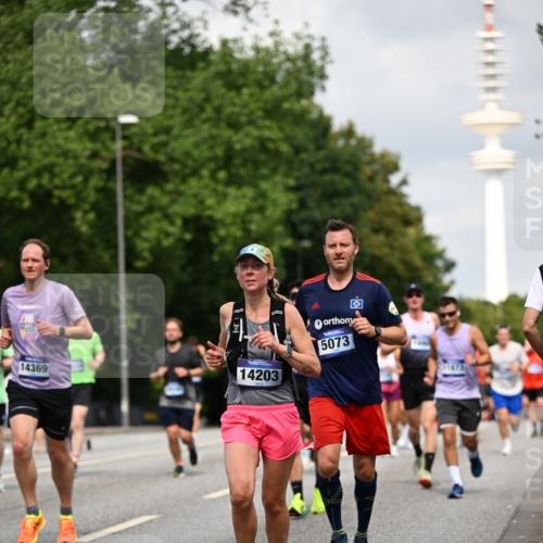29.06.2025 - hella hamburg halbmarathon Dr. Thomas Lammeyer http://msf.ph/oto/8169966 29.06.2025 10:09:41 Kennedybrücke 1863, 2288, 2298, 3461, 3578, 4014, 4220, 4782, 4868, 5073, 6059, 7138, 8316, 8727, 8999, 9007, 9019, 9075, 9165, 9339, 9361, 9559, 9680, 9736, 9737, 9738, 10694 meine-sportfotos.de
