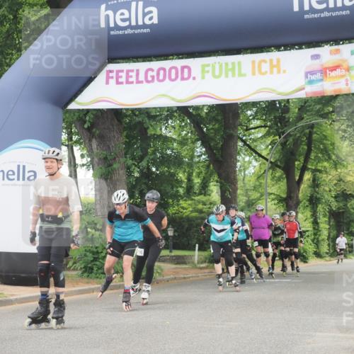 29.06.2025 - hella hamburg halbmarathon KatJ http://msf.ph/oto/8170039 29.06.2025 09:18:03 Zwischen KM18-KM19  meine-sportfotos.de