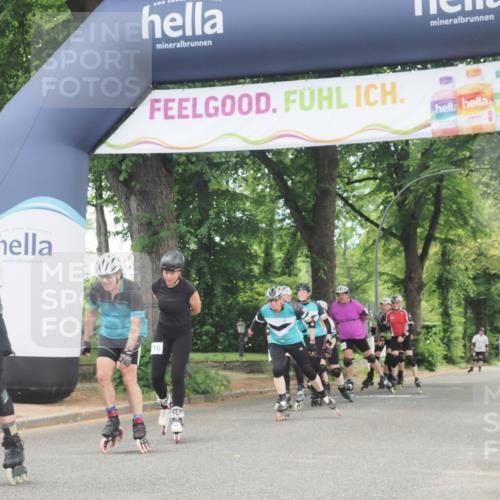 29.06.2025 - hella hamburg halbmarathon KatJ http://msf.ph/oto/8170119 29.06.2025 09:18:04 Zwischen KM18-KM19  meine-sportfotos.de