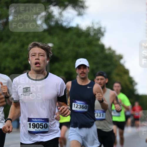 29.06.2025 - hella hamburg halbmarathon Dr. Thomas Lammeyer http://msf.ph/oto/8170414 29.06.2025 09:45:51 Kennedybrücke 5612, 7331, 7855, 9269, 10468, 11078, 11228 meine-sportfotos.de