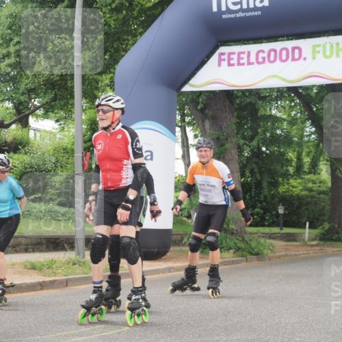 29.06.2025 - hella hamburg halbmarathon KatJ http://msf.ph/oto/8170481 29.06.2025 09:18:06 Zwischen KM18-KM19  meine-sportfotos.de