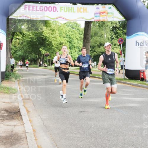 29.06.2025 - hella hamburg halbmarathon MichiJ http://msf.ph/oto/8170520 29.06.2025 10:15:01 Zwischen KM18-KM19 14113, 16484, 18695, 18740 meine-sportfotos.de