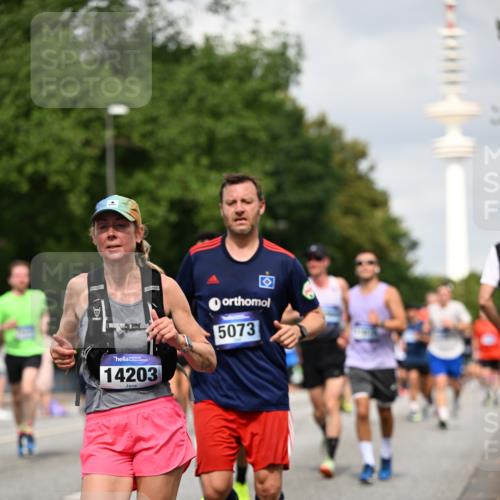 29.06.2025 - hella hamburg halbmarathon Dr. Thomas Lammeyer http://msf.ph/oto/8170639 29.06.2025 10:09:42 Kennedybrücke 1863, 2288, 2298, 3461, 3578, 4014, 4220, 4782, 4868, 5073, 6059, 7138, 8316, 8727, 8999, 9007, 9019, 9075, 9165, 9339, 9361, 9559, 9680, 9736, 9737, 9738, 10343, 10694 meine-sportfotos.de