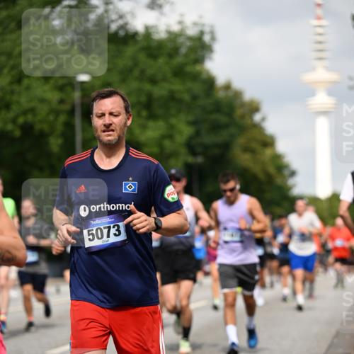 29.06.2025 - hella hamburg halbmarathon Dr. Thomas Lammeyer http://msf.ph/oto/8170756 29.06.2025 10:09:43 Kennedybrücke 1863, 2288, 2298, 3461, 3578, 4014, 4220, 4782, 4868, 5073, 6059, 7138, 7302, 8727, 8999, 9007, 9019, 9075, 9165, 9339, 9361, 9559, 9680, 9736, 9737, 9738, 10343, 10694 meine-sportfotos.de