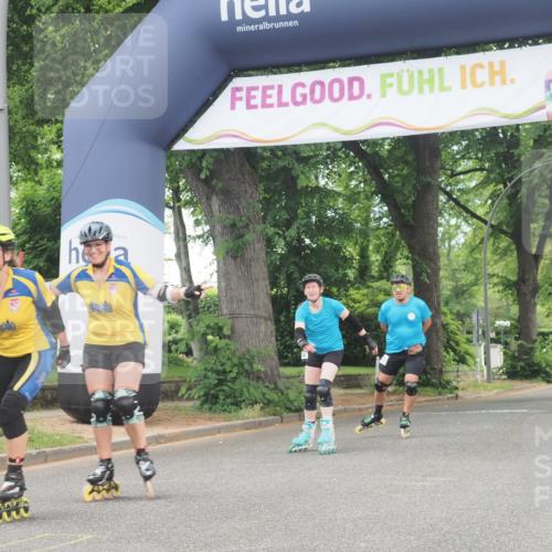 29.06.2025 - hella hamburg halbmarathon KatJ http://msf.ph/oto/8170804 29.06.2025 09:18:14 Zwischen KM18-KM19  meine-sportfotos.de