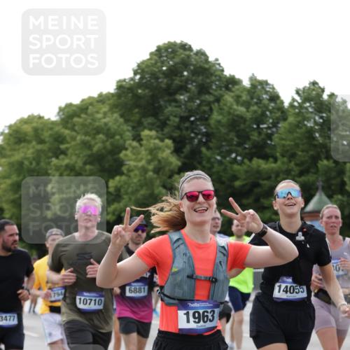 29.06.2025 - hella hamburg halbmarathon Jannik Wohlers http://msf.ph/oto/8170963 29.06.2025 10:21:38 Lombardsbrücke 1003, 1191, 1250, 1294, 1958, 1963, 2009, 2063, 2514, 2744, 3050, 3172, 3458, 3606, 3768, 3995, 4046, 4366, 5641, 6676, 6881, 7162, 8431, 8860, 8954, 8959, 9002, 9062, 9326, 9327, 9788, 9807, 10088, 10125, 10167, 10210, 10710, 10787, 11424, 12894, 13477, 14053, 14055, 14059, 14168, 14180, 15104, 15129, 15324, 15635, 15660, 16143, 16154, 16161, 16762, 16781, 16796, 16920, 17416, 17696, 17944, 18172, 18661, 19008, 19099 meine-sportfotos.de