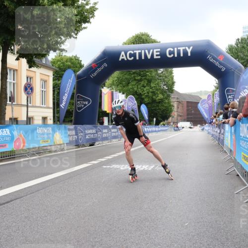 29.06.2025 - hella hamburg halbmarathon Strokosch-Dieckow http://msf.ph/oto/8171040 29.06.2025 09:09:58 Ziel 20162, 20405 meine-sportfotos.de