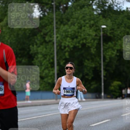 29.06.2025 - hella hamburg halbmarathon Dr. Thomas Lammeyer http://msf.ph/oto/8171139 29.06.2025 09:46:00 Kennedybrücke 4338, 5612, 7331, 7855, 9097, 9269, 9385, 10468, 11078, 11228 meine-sportfotos.de
