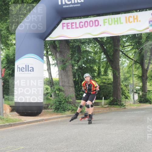 29.06.2025 - hella hamburg halbmarathon KatJ http://msf.ph/oto/8171224 29.06.2025 09:18:26 Zwischen KM18-KM19  meine-sportfotos.de