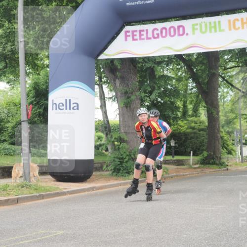 29.06.2025 - hella hamburg halbmarathon KatJ http://msf.ph/oto/8171243 29.06.2025 09:18:27 Zwischen KM18-KM19  meine-sportfotos.de