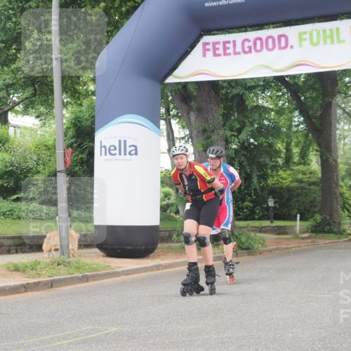 29.06.2025 - hella hamburg halbmarathon KatJ http://msf.ph/oto/8171296 29.06.2025 09:18:27 Zwischen KM18-KM19  meine-sportfotos.de