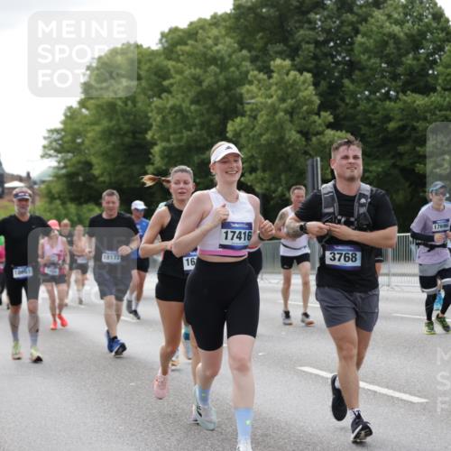 29.06.2025 - hella hamburg halbmarathon Jannik Wohlers http://msf.ph/oto/8171344 29.06.2025 10:21:41 Lombardsbrücke 1003, 1294, 1419, 1963, 2009, 2063, 2514, 2744, 3050, 3172, 3458, 3606, 3768, 3995, 4046, 4366, 5641, 6676, 6881, 6977, 7162, 8431, 8860, 8884, 8954, 9002, 9062, 9327, 9788, 9807, 10088, 10125, 10167, 10210, 10710, 11440, 12894, 13255, 13477, 14053, 14055, 14059, 14168, 14180, 15129, 15324, 15635, 15660, 16143, 16154, 16161, 16796, 16920, 17416, 17556, 17696, 17944, 18172, 18661, 19008, 19099, 19154 meine-sportfotos.de