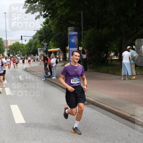 29.06.2025 - hella hamburg halbmarathon Yannick Fuchs http://msf.ph/oto/8171358 29.06.2025 10:24:42 20KM 1758, 2021, 2180, 6781, 7186, 7231, 8784, 9137, 9571, 10156, 10790, 12234, 12308, 12337, 13374, 13838, 14164, 15672, 15880, 16118, 16736, 16818, 17197, 18422, 18737, 19042, 19202, 19203, 19204 meine-sportfotos.de