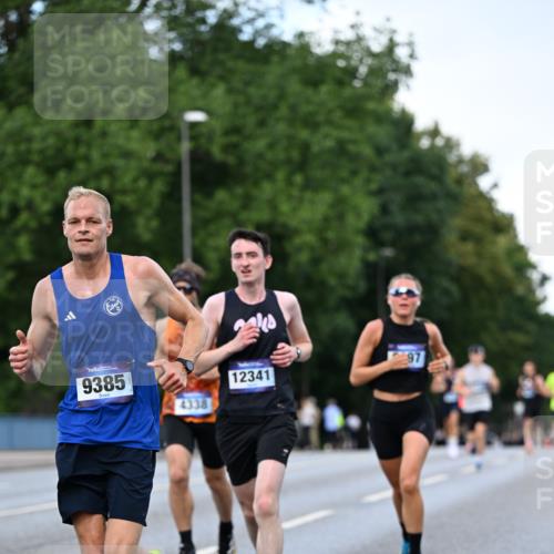 29.06.2025 - hella hamburg halbmarathon Dr. Thomas Lammeyer http://msf.ph/oto/8171529 29.06.2025 09:46:13 Kennedybrücke 1271, 4338, 9097, 9385, 9565, 9767, 10867 meine-sportfotos.de