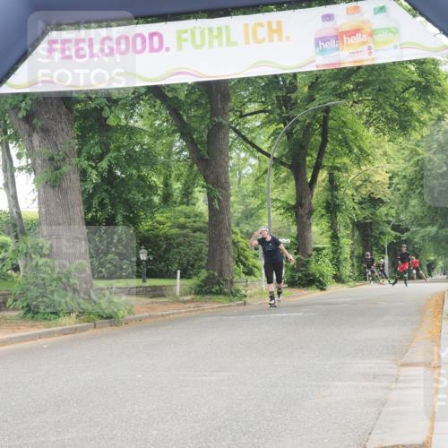 29.06.2025 - hella hamburg halbmarathon KatJ http://msf.ph/oto/8171681 29.06.2025 09:19:04 Zwischen KM18-KM19  meine-sportfotos.de