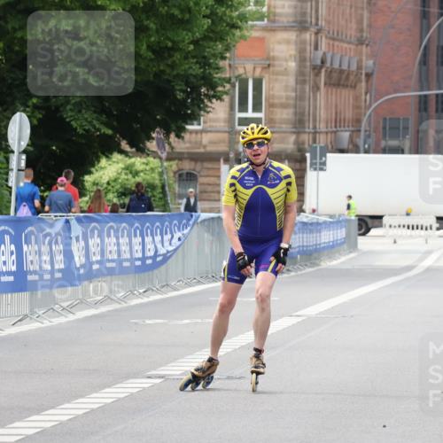 29.06.2025 - hella hamburg halbmarathon Strokosch-Dieckow http://msf.ph/oto/8171805 29.06.2025 09:11:09 Ziel 20305 meine-sportfotos.de