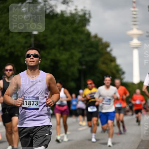 29.06.2025 - hella hamburg halbmarathon Dr. Thomas Lammeyer http://msf.ph/oto/8171813 29.06.2025 10:09:46 Kennedybrücke 1863, 2288, 2298, 3461, 4014, 4220, 4782, 4868, 5073, 5762, 6059, 7138, 7302, 8727, 8999, 9007, 9019, 9075, 9339, 9361, 9559, 9736, 9737, 9738, 10343, 10791, 10998 meine-sportfotos.de