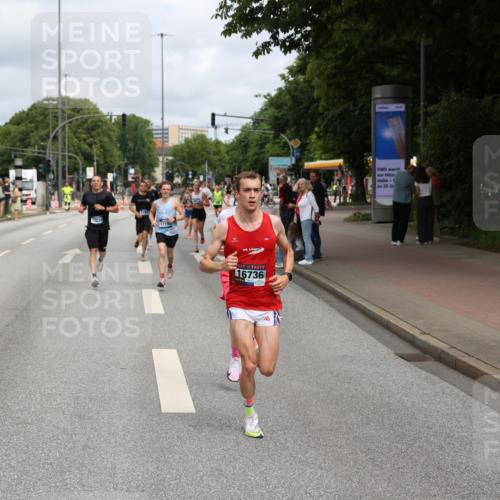 29.06.2025 - hella hamburg halbmarathon Yannick Fuchs http://msf.ph/oto/8171816 29.06.2025 10:24:49 20KM 1758, 6781, 7186, 7231, 8784, 9571, 10790, 12234, 12308, 13374, 15672, 16736, 16818, 17197, 18422, 19042, 19202 meine-sportfotos.de