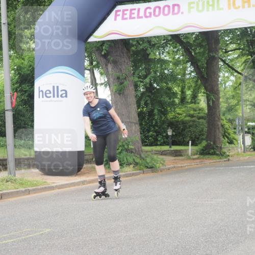 29.06.2025 - hella hamburg halbmarathon KatJ http://msf.ph/oto/8172068 29.06.2025 09:19:06 Zwischen KM18-KM19  meine-sportfotos.de