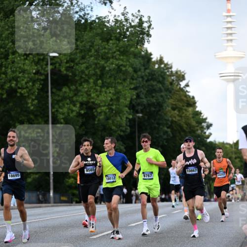 29.06.2025 - hella hamburg halbmarathon Dr. Thomas Lammeyer http://msf.ph/oto/8172074 29.06.2025 09:46:21 Kennedybrücke 1271, 4338, 7380, 9097, 9385, 9565, 9767, 10867 meine-sportfotos.de