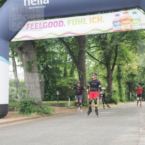 29.06.2025 - hella hamburg halbmarathon KatJ http://msf.ph/oto/8172186 29.06.2025 09:19:10 Zwischen KM18-KM19  meine-sportfotos.de