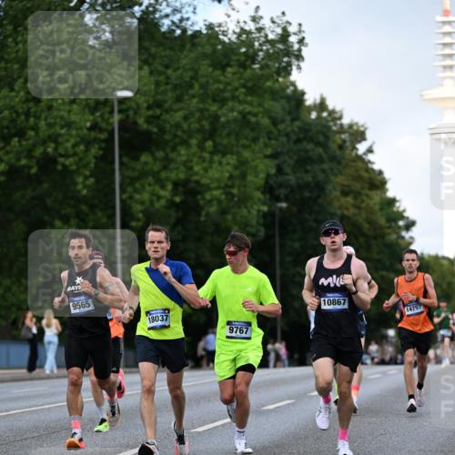29.06.2025 - hella hamburg halbmarathon Dr. Thomas Lammeyer http://msf.ph/oto/8172282 29.06.2025 09:46:22 Kennedybrücke 1271, 4338, 7380, 9097, 9385, 9565, 9767, 10867 meine-sportfotos.de